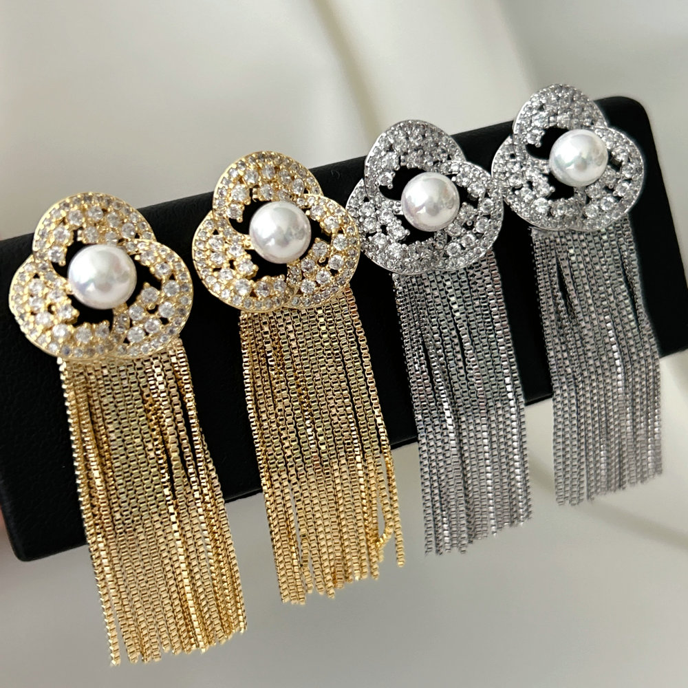 Flower tassel earrings