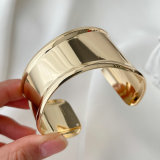Chunky s shape cuff