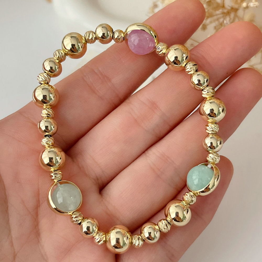 Gold ball bracelet