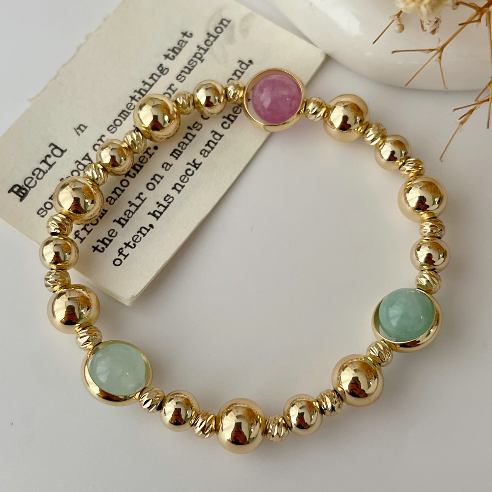 Gold ball bracelet