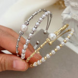 Fashion pearl bangle