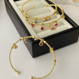 Fashion charms bracelet