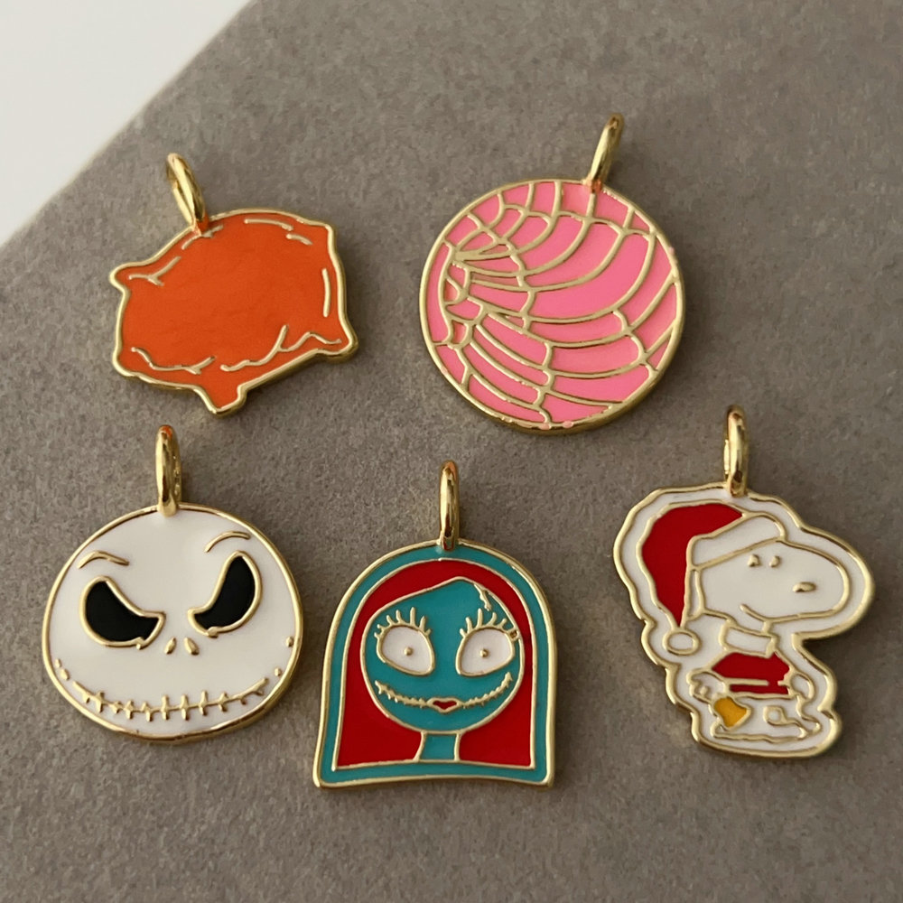 Enamel gost charm