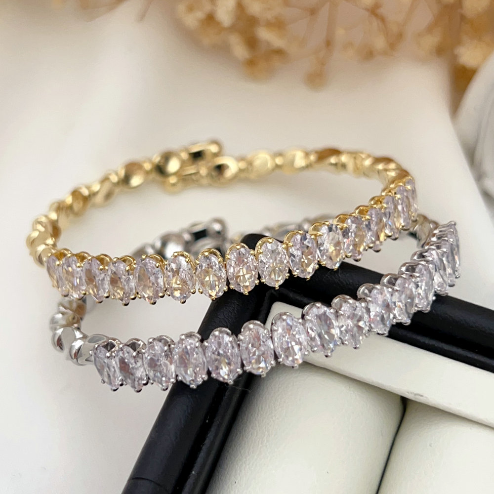 Pave fashion adjustable bracelet