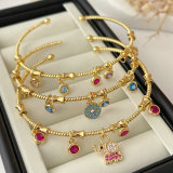 Fashion charms bracelet