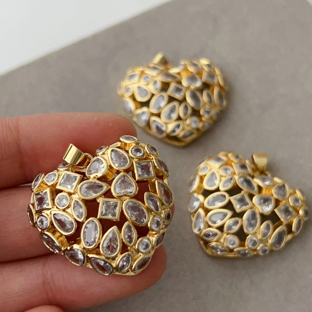 Chunky heart pendant