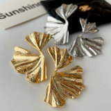 Chunky leaf earrings