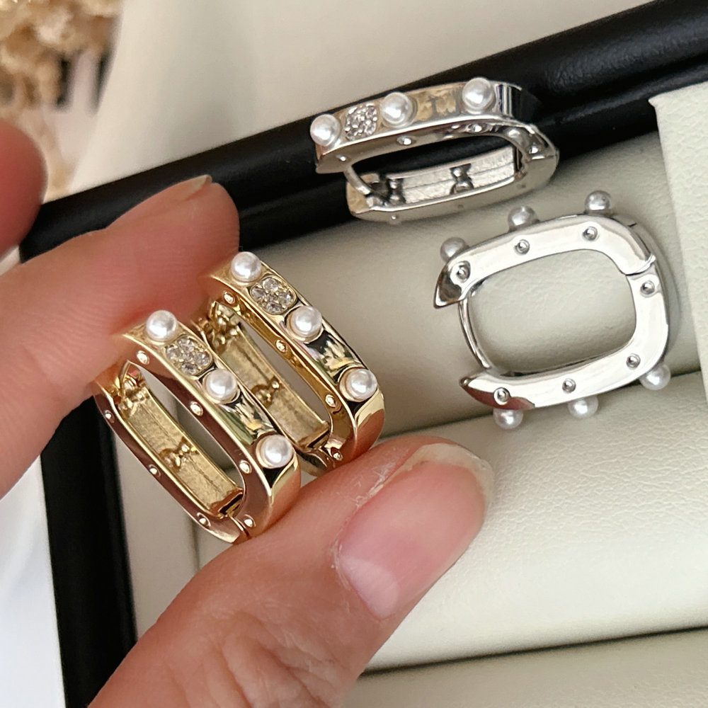 square pearl earrings