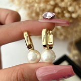 Square pearl earrings