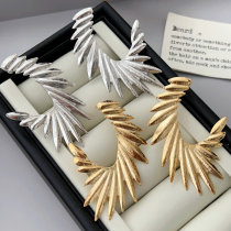 Leaf earrings