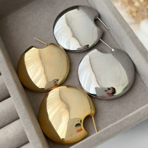 Chunky round earrings