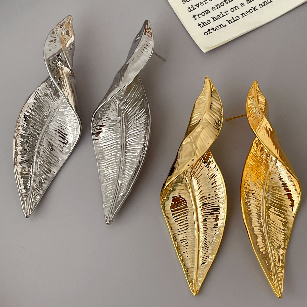 Leaf earrings
