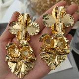 Chunky flower earrings
