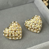 Heart pearl earrings