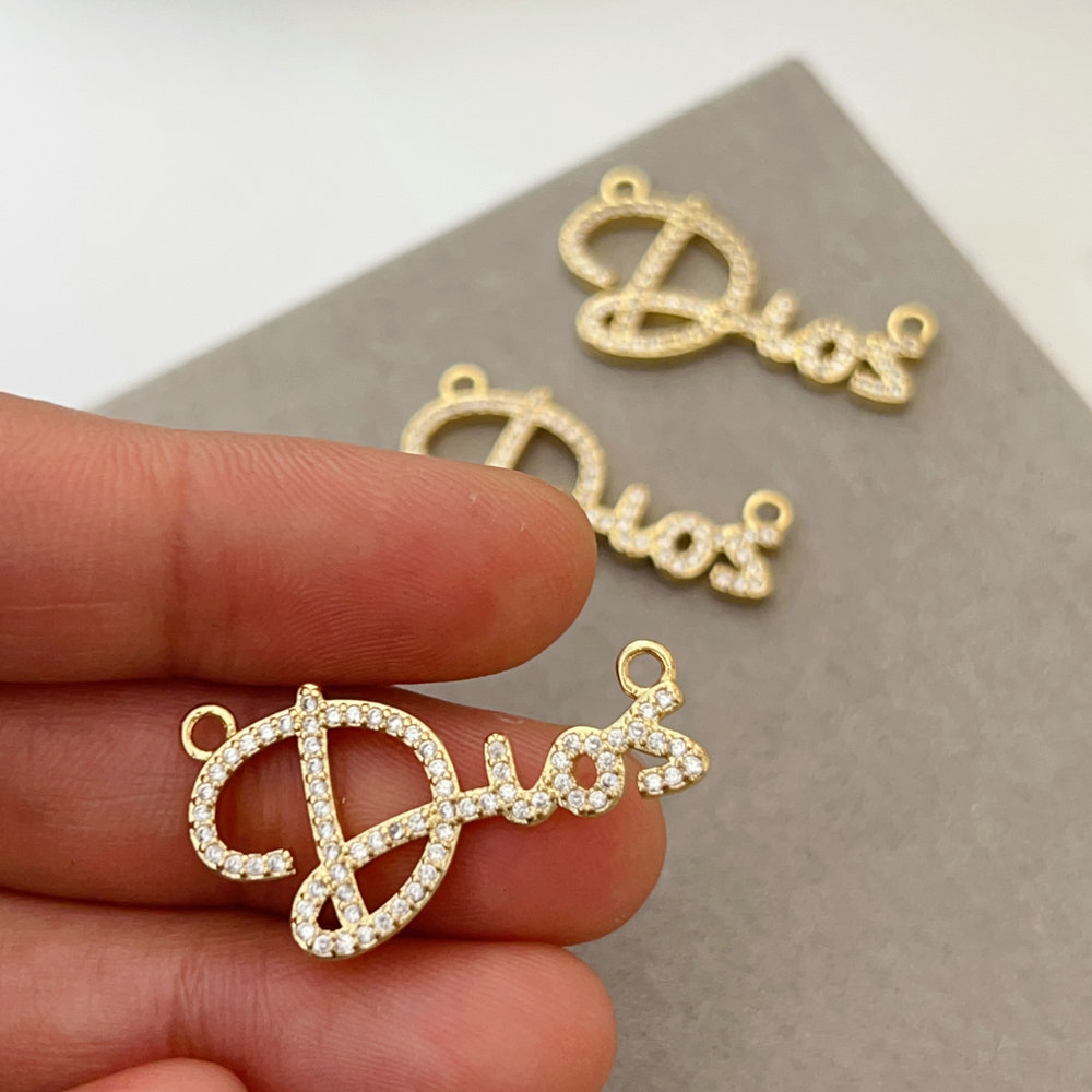 Pave dios charm