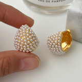 Water drop pearl earrings