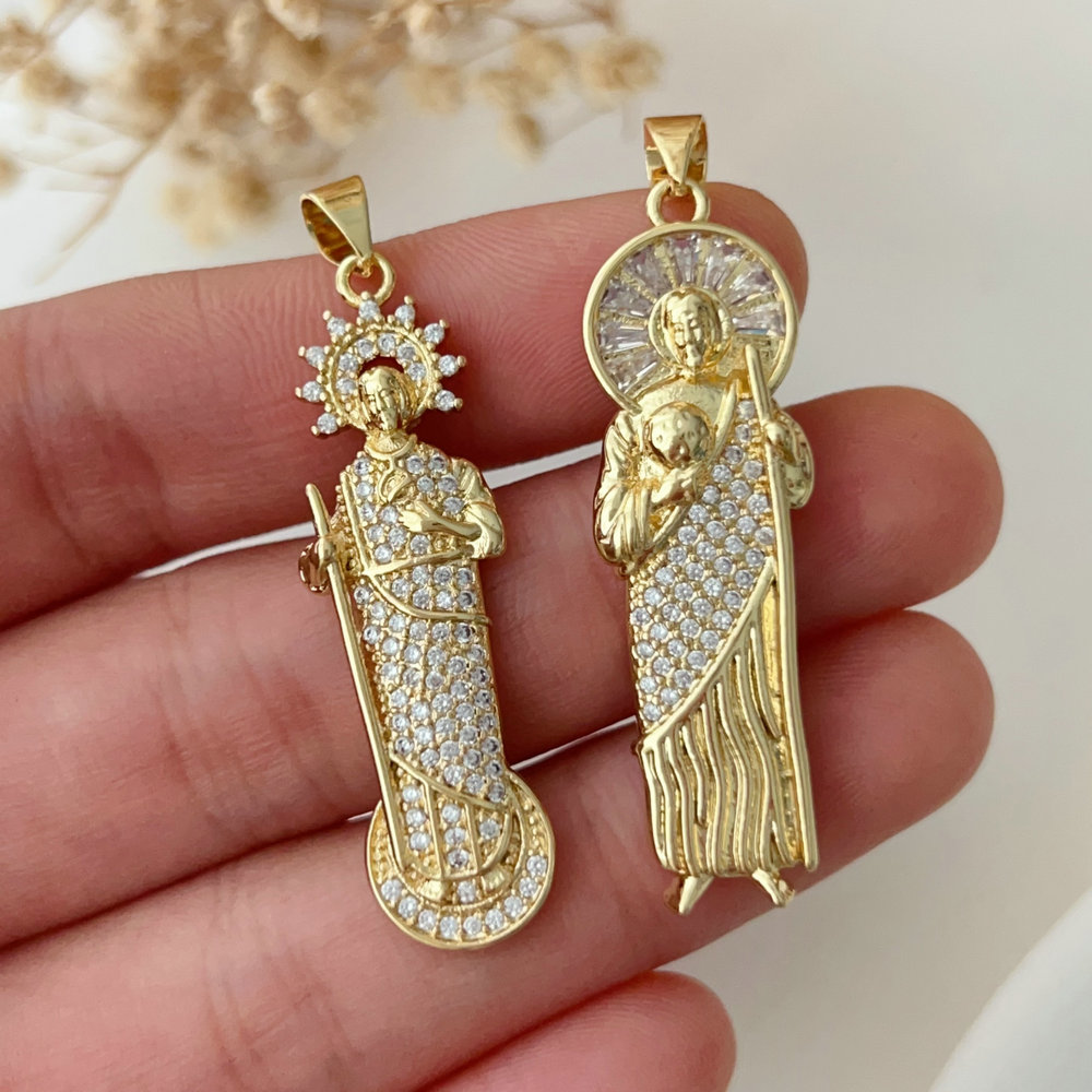 Pave religion charm