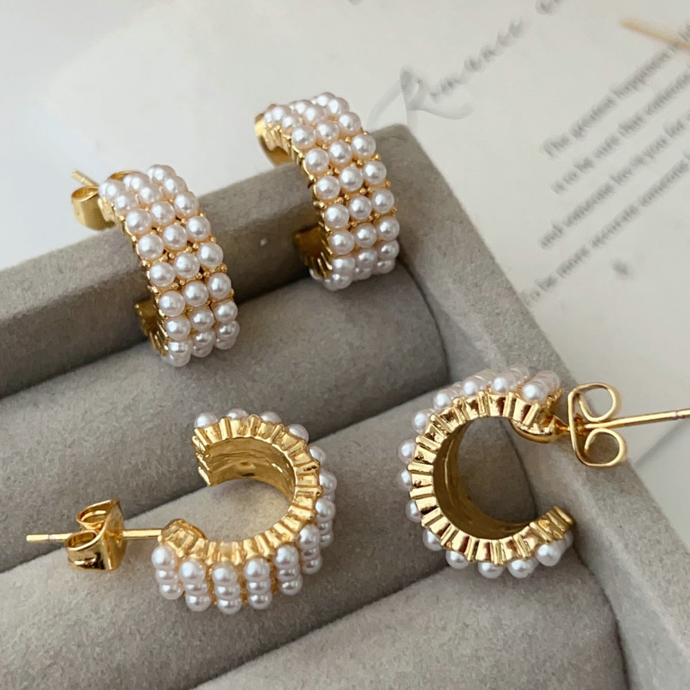 Small pearl earrings
