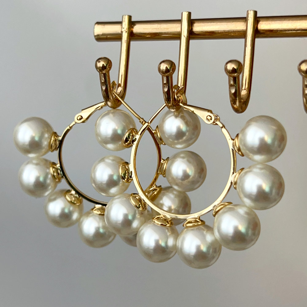 Chunky pearl hoop