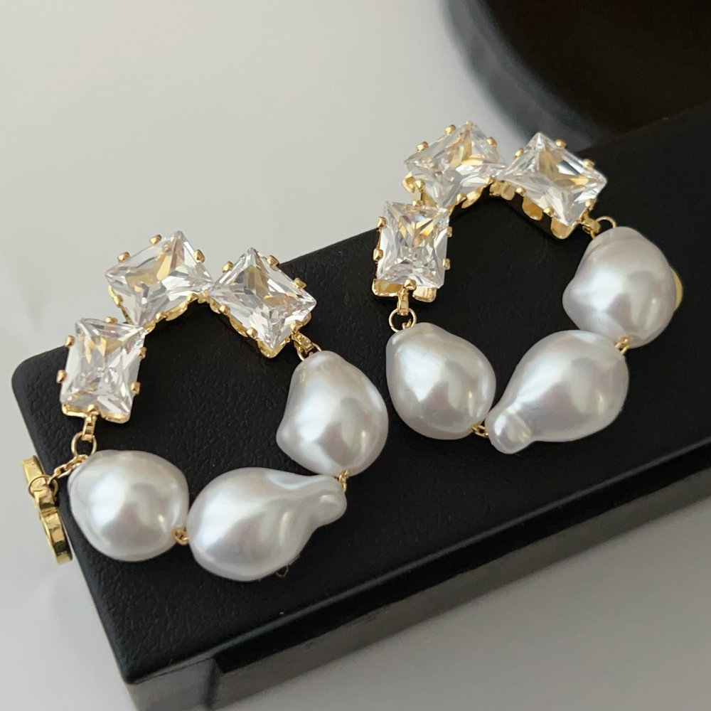 Pearl earrings