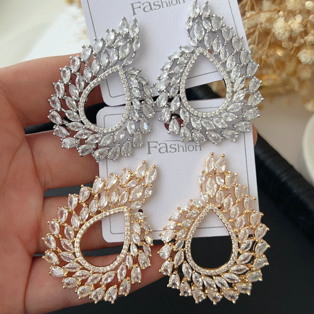 Chunky fine zircon earrings