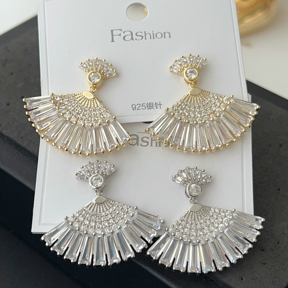 Zircon Skirt Earrings