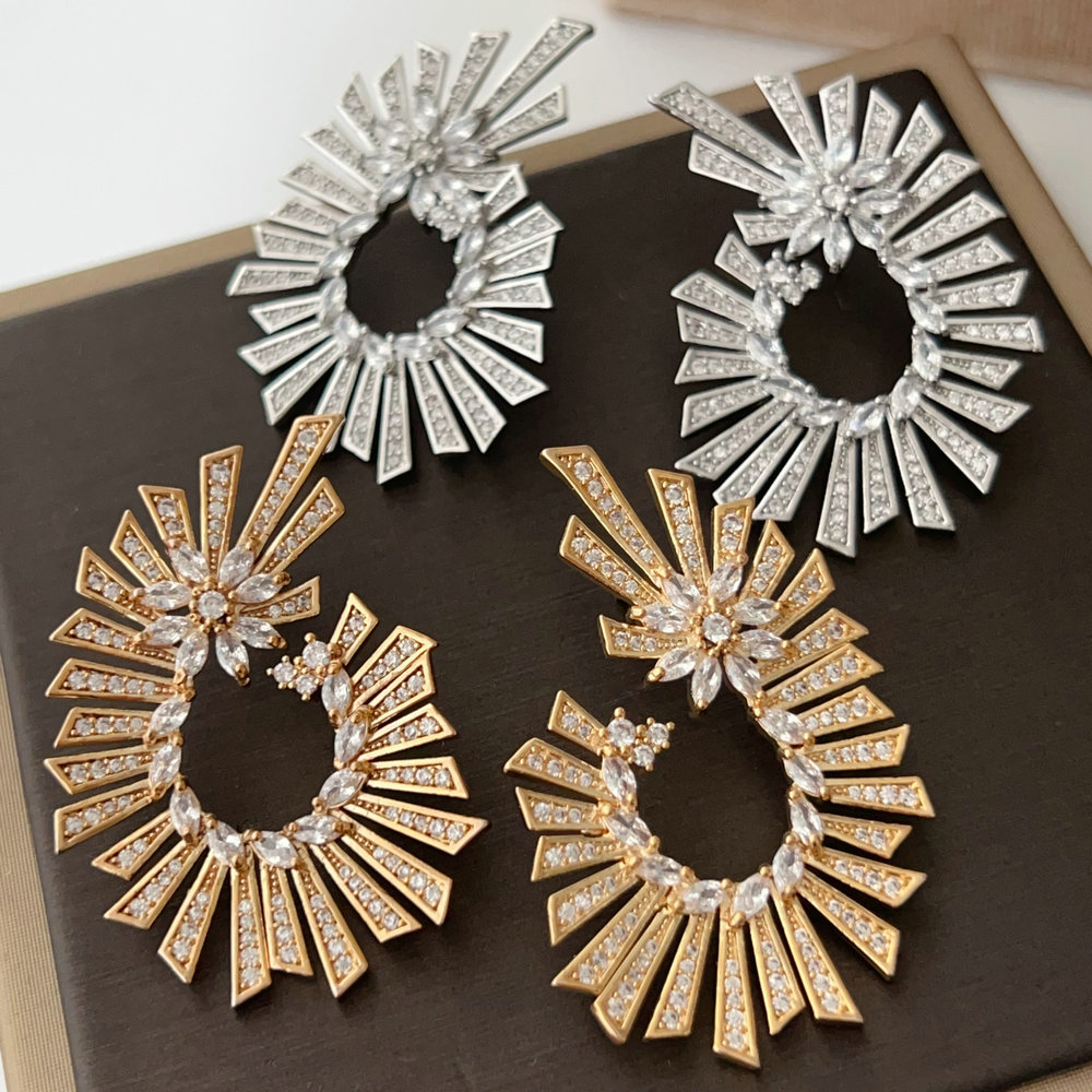 Pave fine earrings