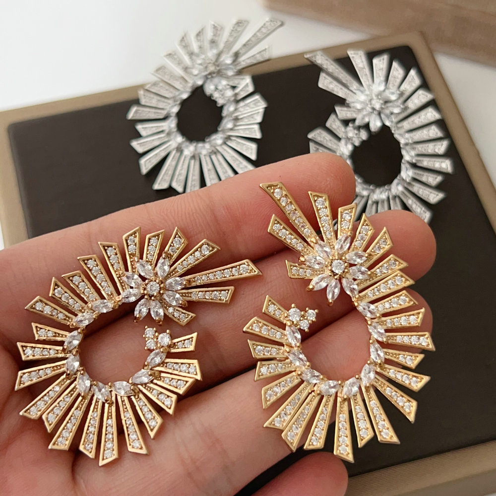 Pave fine earrings