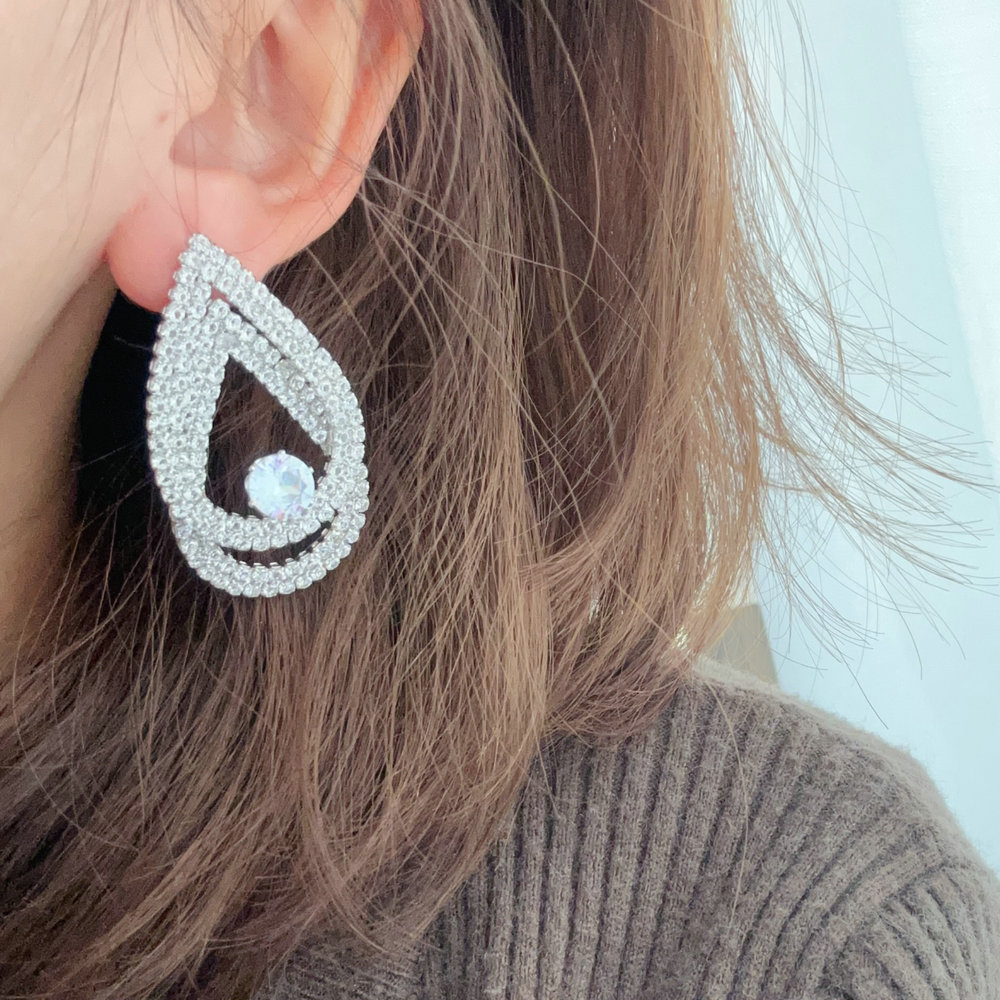 Crystal water drop earrings