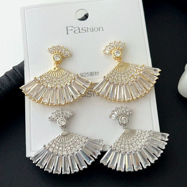 Zircon Skirt Earrings