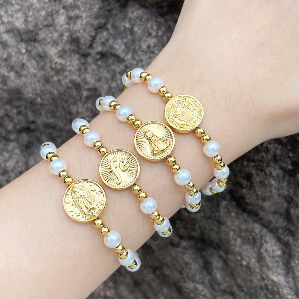 Adjustable glass pearl bracelet
