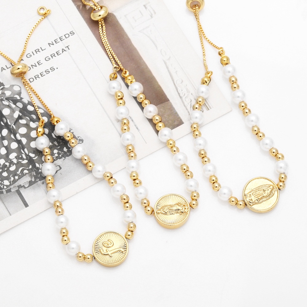 Adjustable glass pearl bracelet