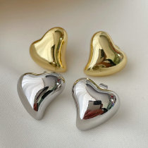 Heart earrings