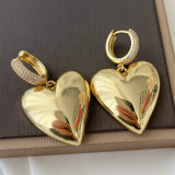 Chuny heart charm earrings