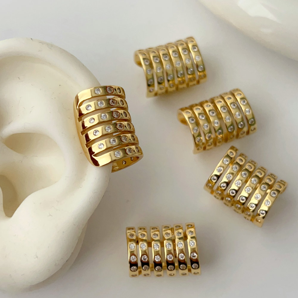 Chunky metal ear cuff ( pairs )