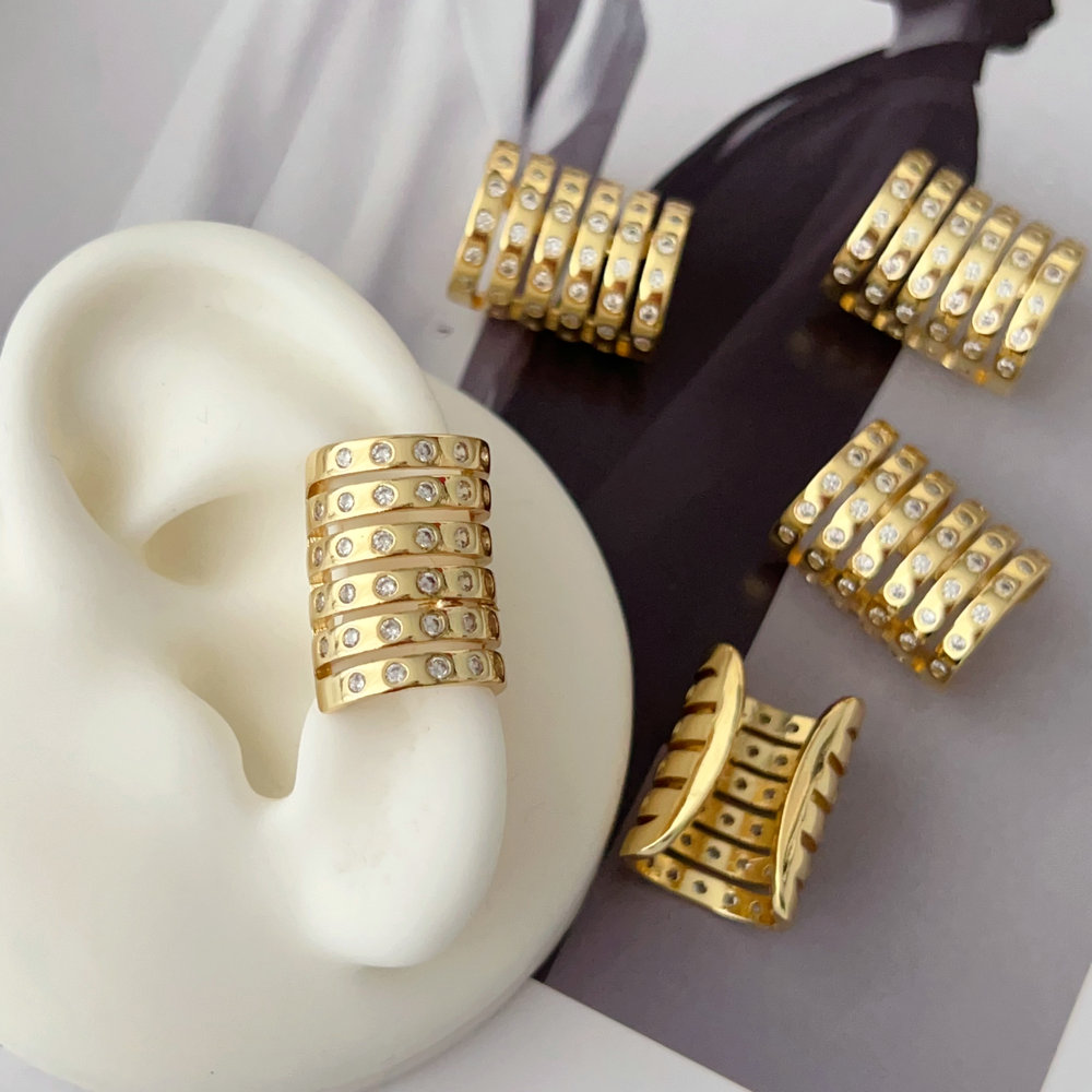 Chunky metal ear cuff ( pairs )