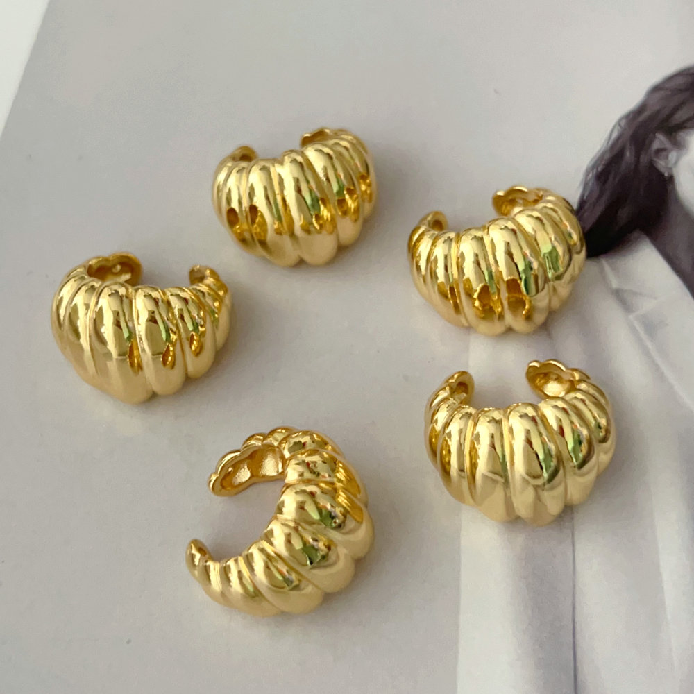 Metal Croissant ear cuff ( pairs)