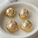 Pearl flower earrings