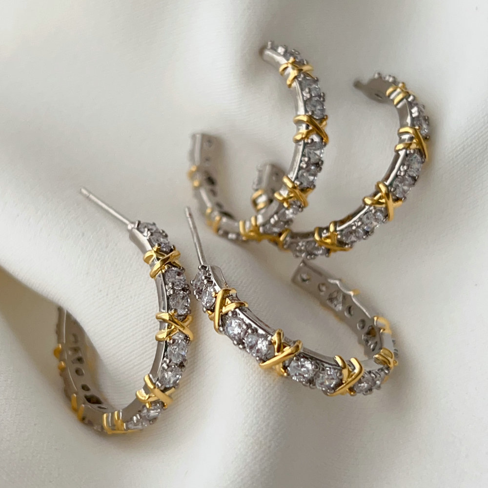 Pave cross hoop