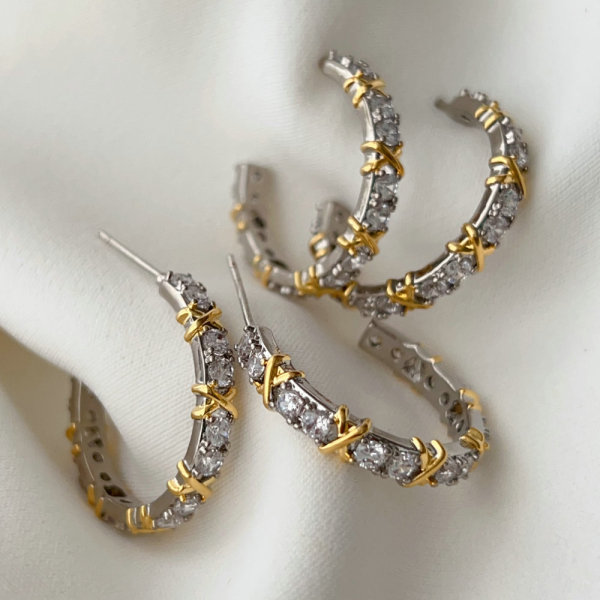 Pave cross hoop