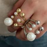 Pearl ring