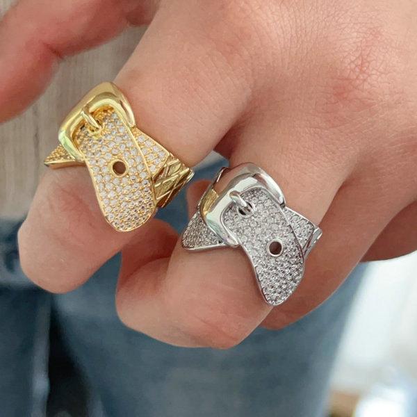 Pave belt ring