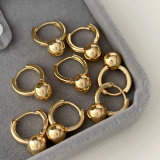 Basic ball earrings