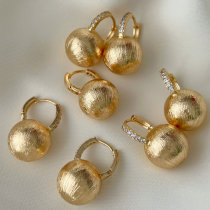 Ball earrings