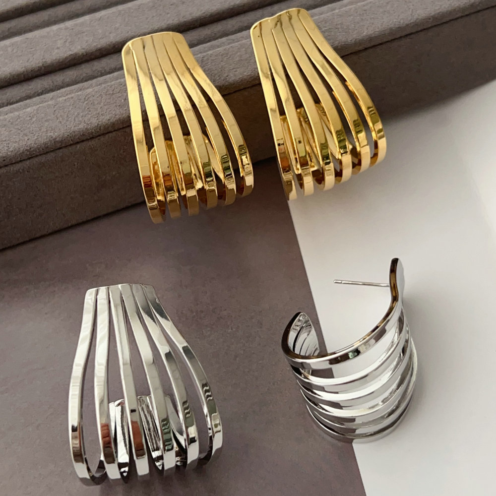 Chunky metal earrings