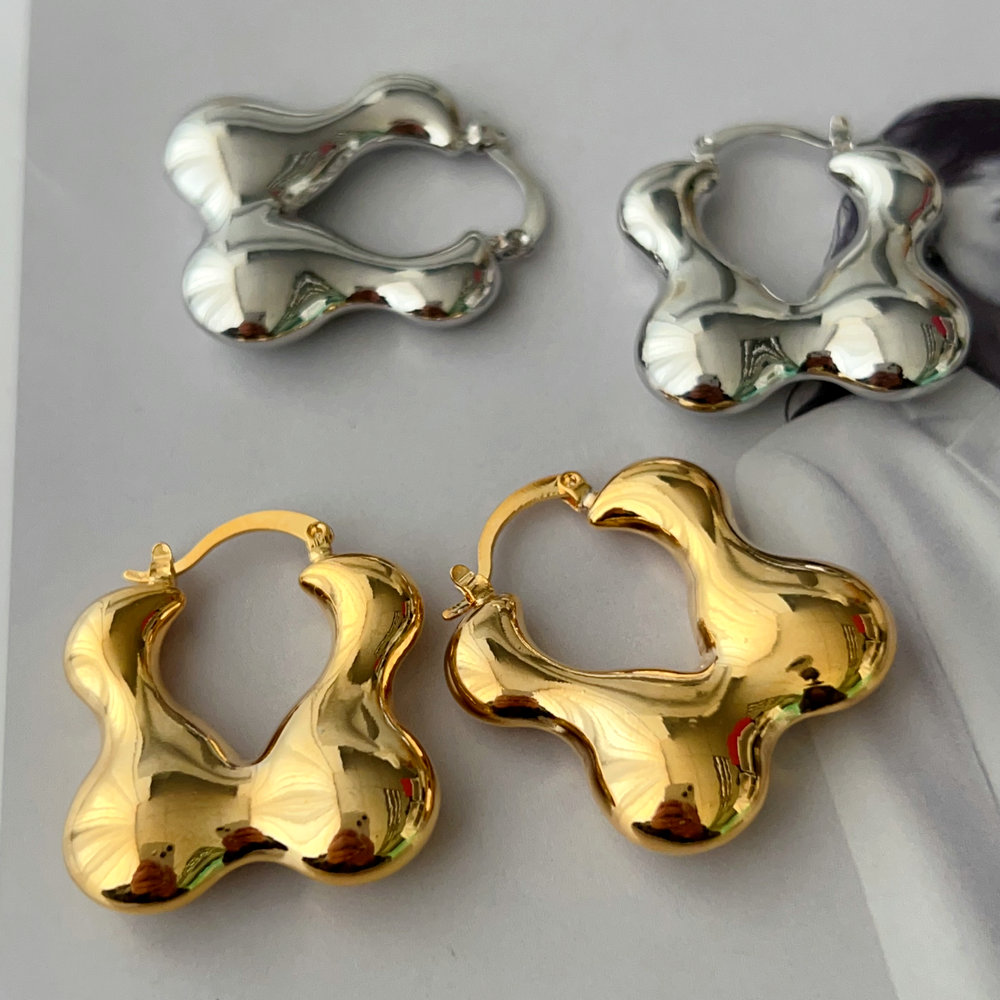 S shape metal earrings