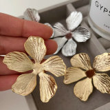 Flower earrings