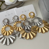 Chunky fan earrings