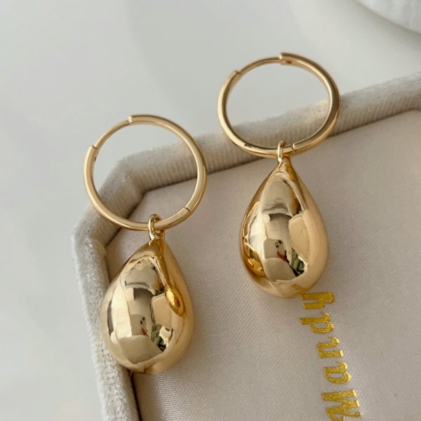 Chunky metal earrings