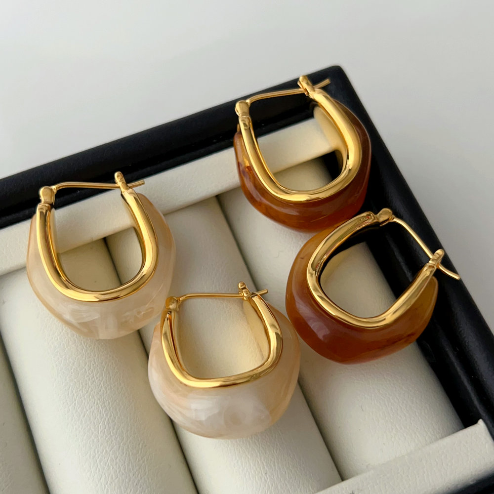 Acrylic half round earrings